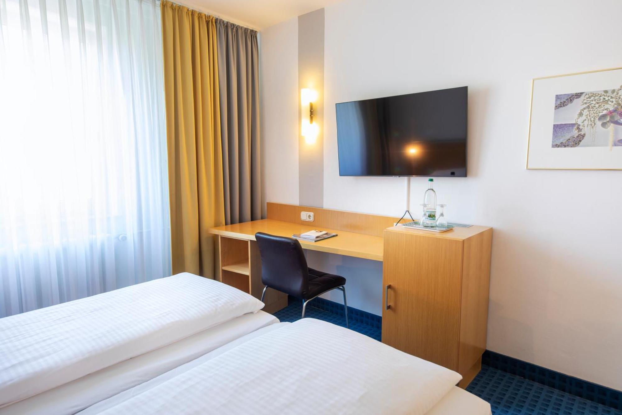 Achat Hotel Зуль Экстерьер фото