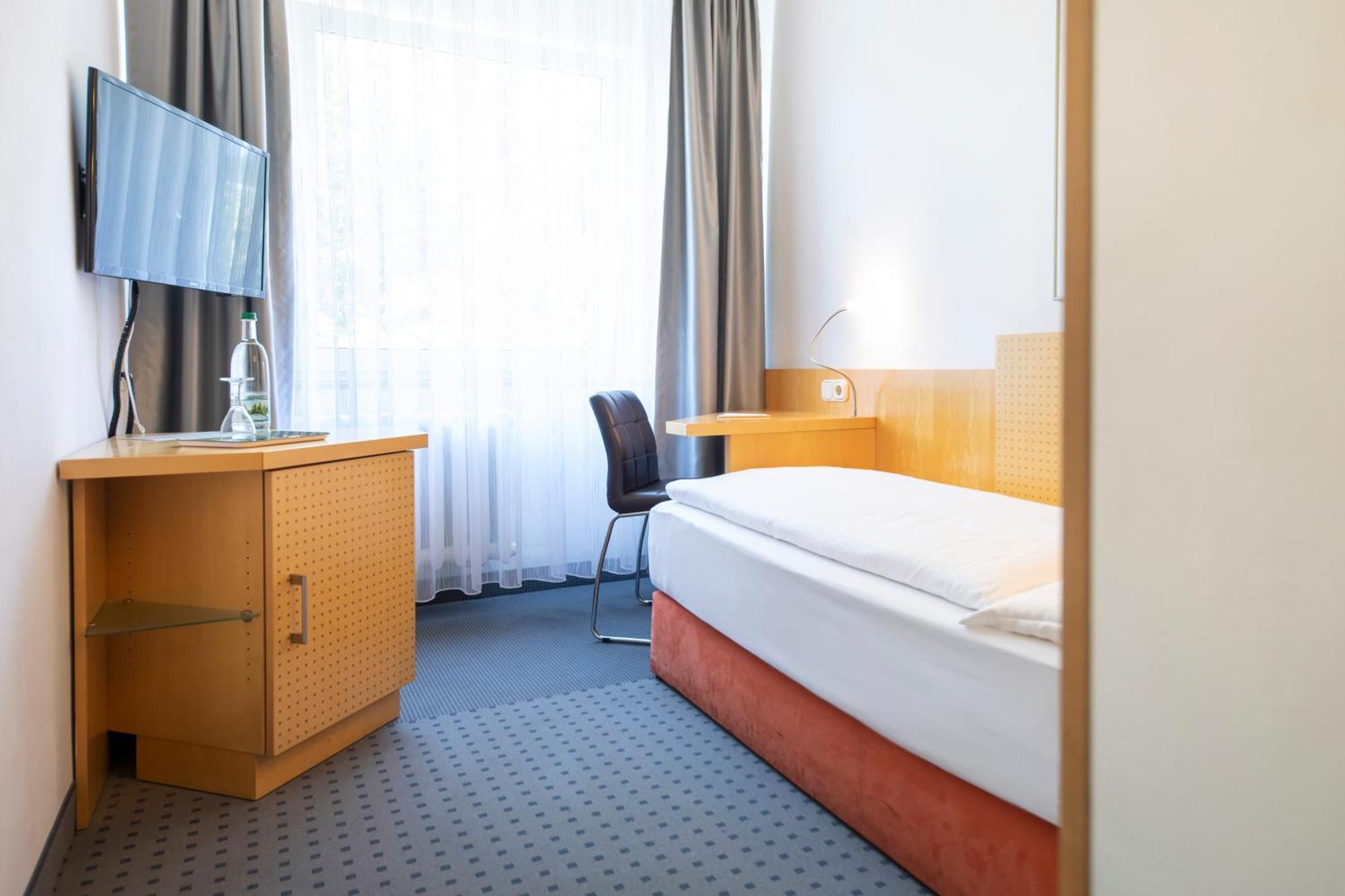 Achat Hotel Зуль Экстерьер фото